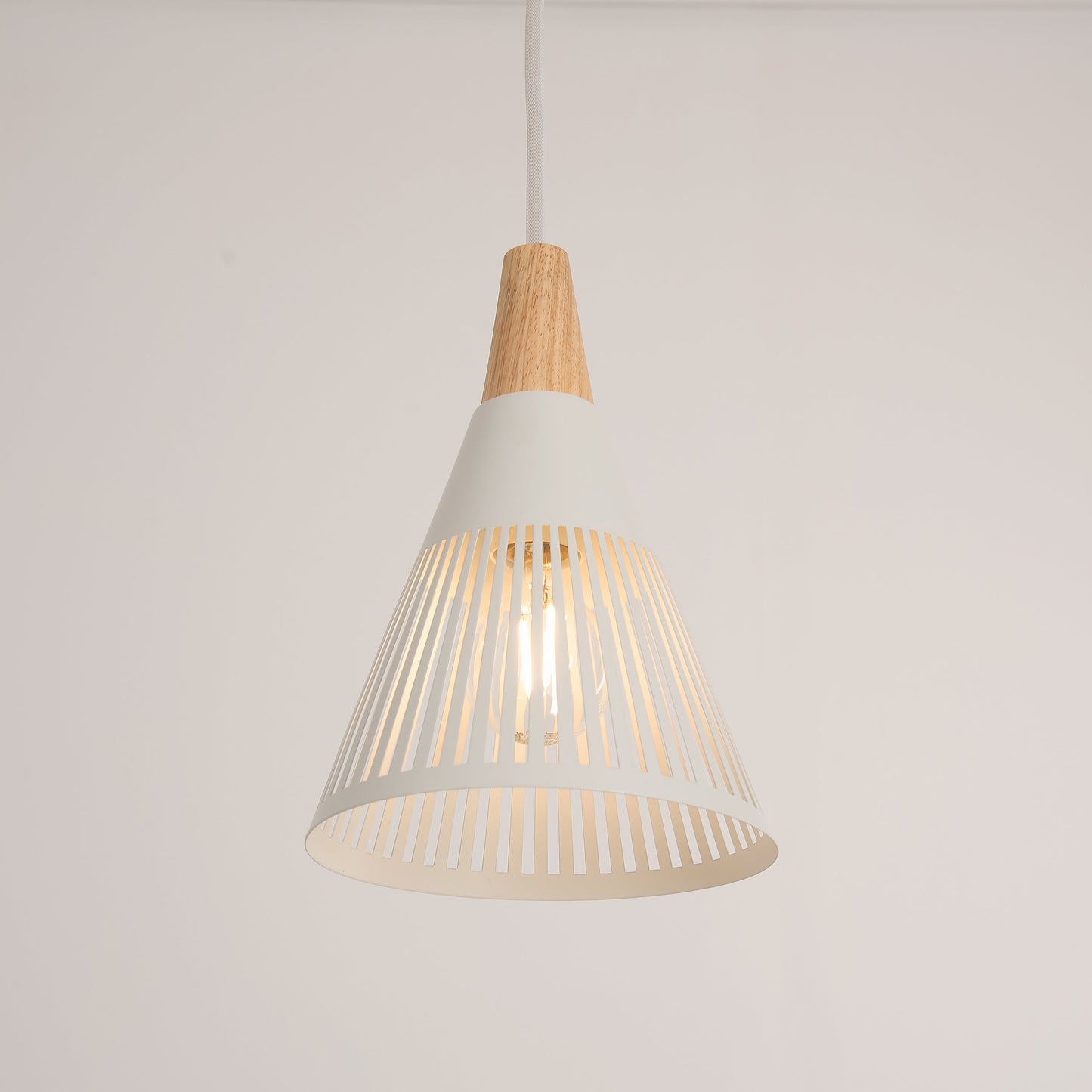 Sia pendant white bulb