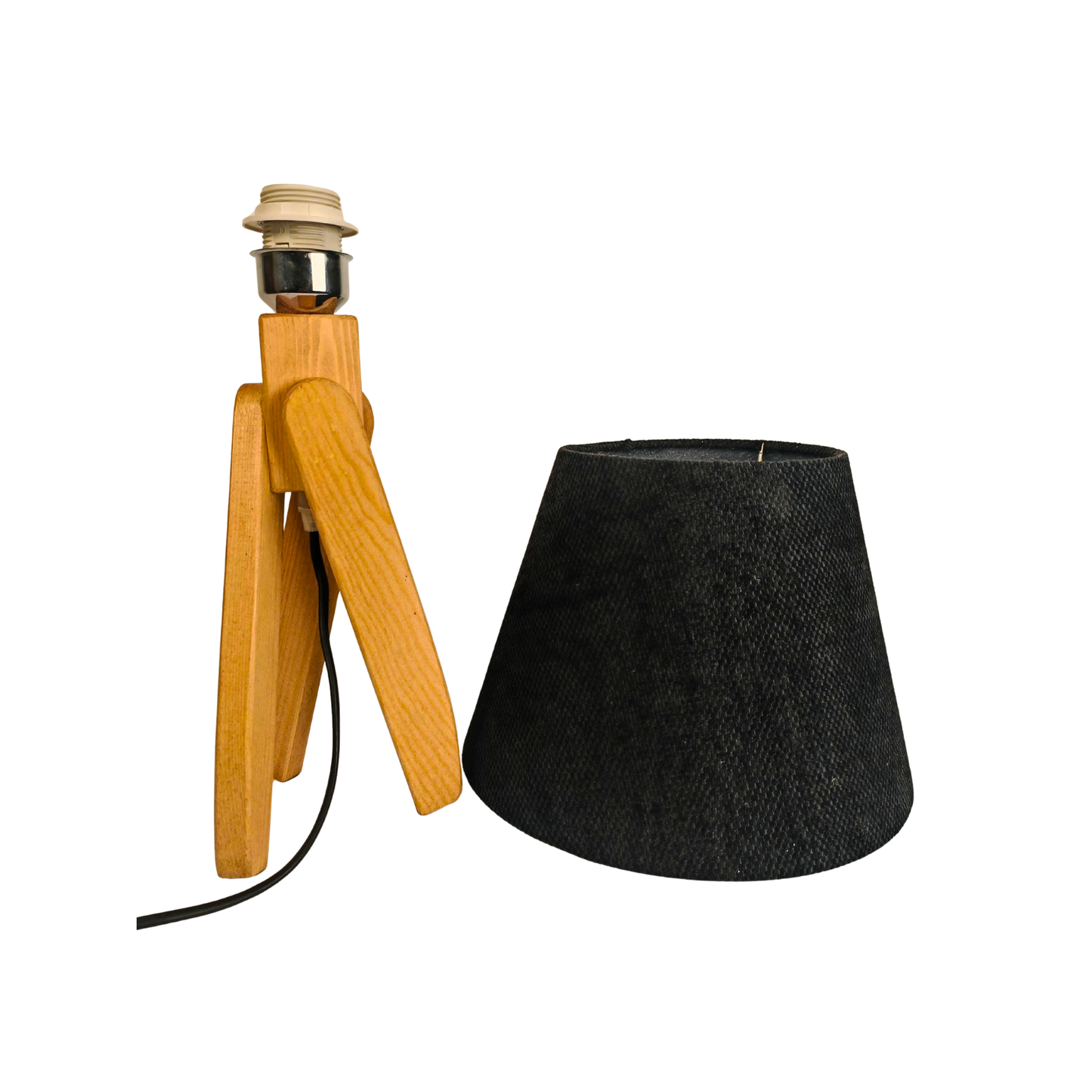 Modern Wooden Table Lamp with Black Shade – Stylish Bedside & Desk Lighting E27