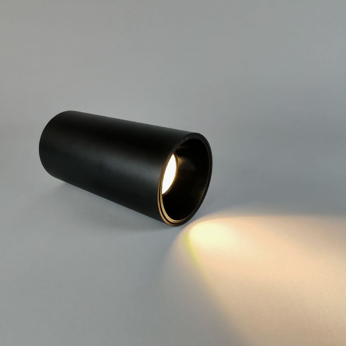 Modern Black Cylinder Ceiling Light 15W Warm White 3000K LED Surface Mounted Spot Light