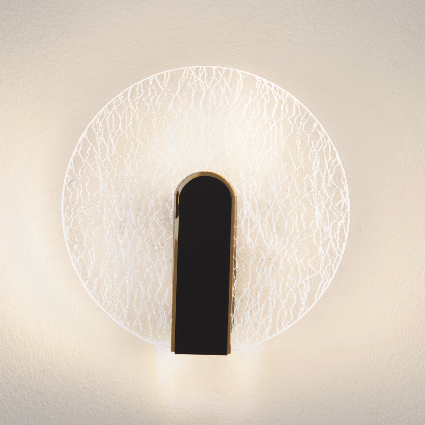Modern LED Wall Light – Elegant Indoor Wall Sconce 3000K Warm Light