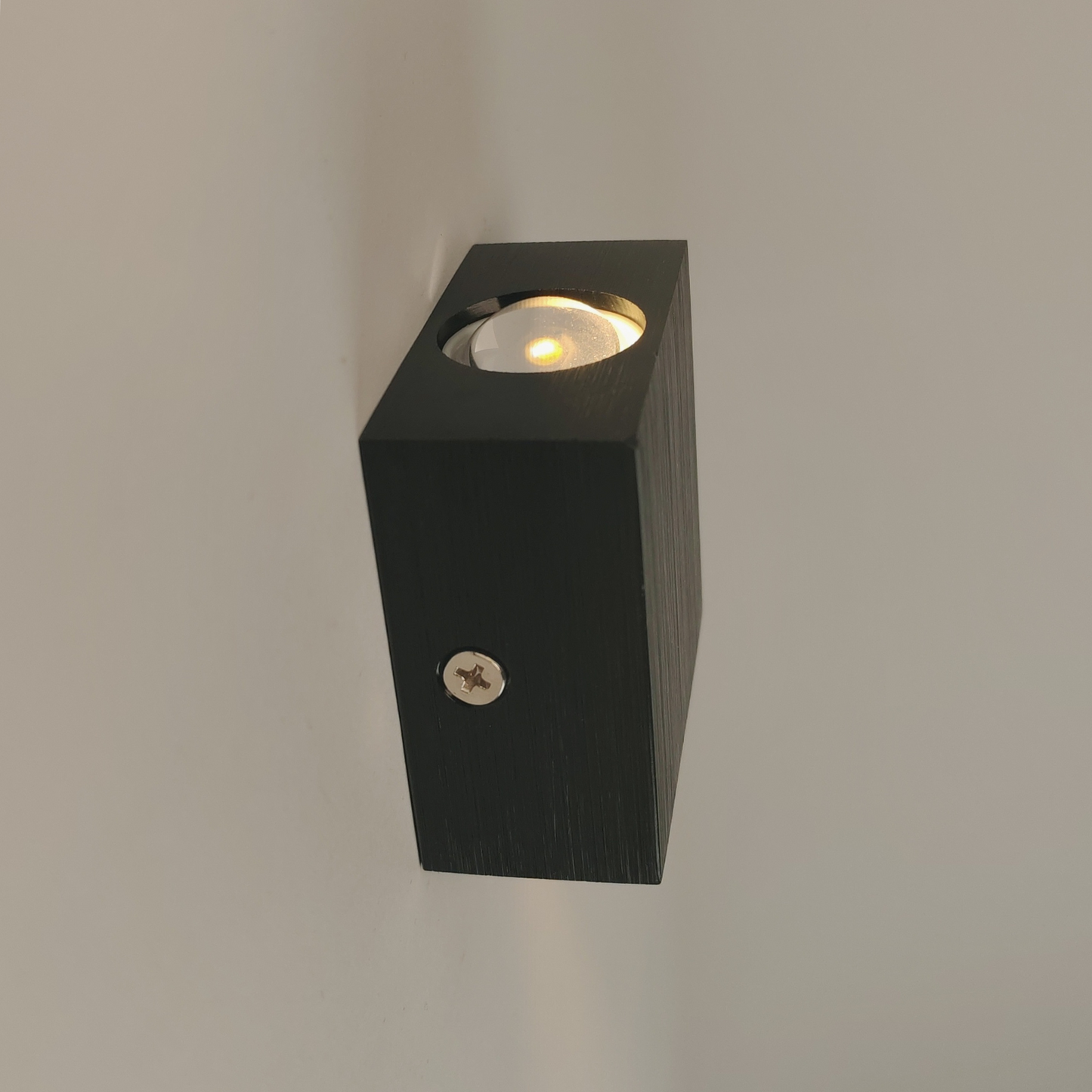 Modern Black LED Wall Light 2 Heads 4W Warm Light Metal Wall Mounted Sconce