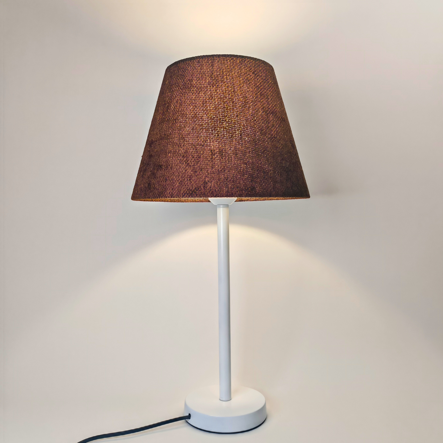 Modern White Table Lamp with Coffee Shade – Elegant Bedside & Desk Lighting E27