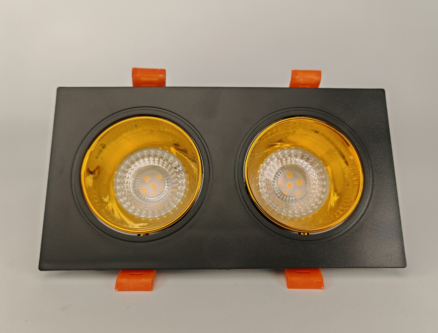 Modern Black Double Head Plastic Spot Light MR16 Ceiling Mounted