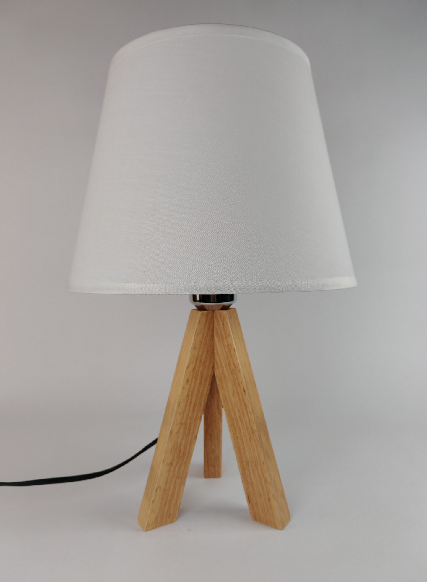 Modern Wooden Table Lamp Natural Wood Bedside Decorative Lamp