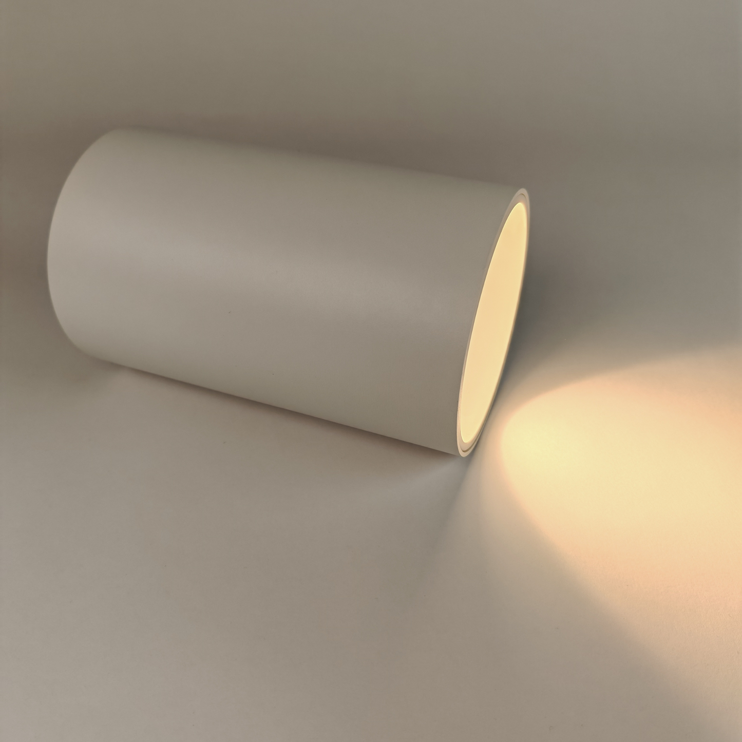 Modern White Cylinder Ceiling Light 24W Warm White 3000K LED Surface Mounted Spot Light