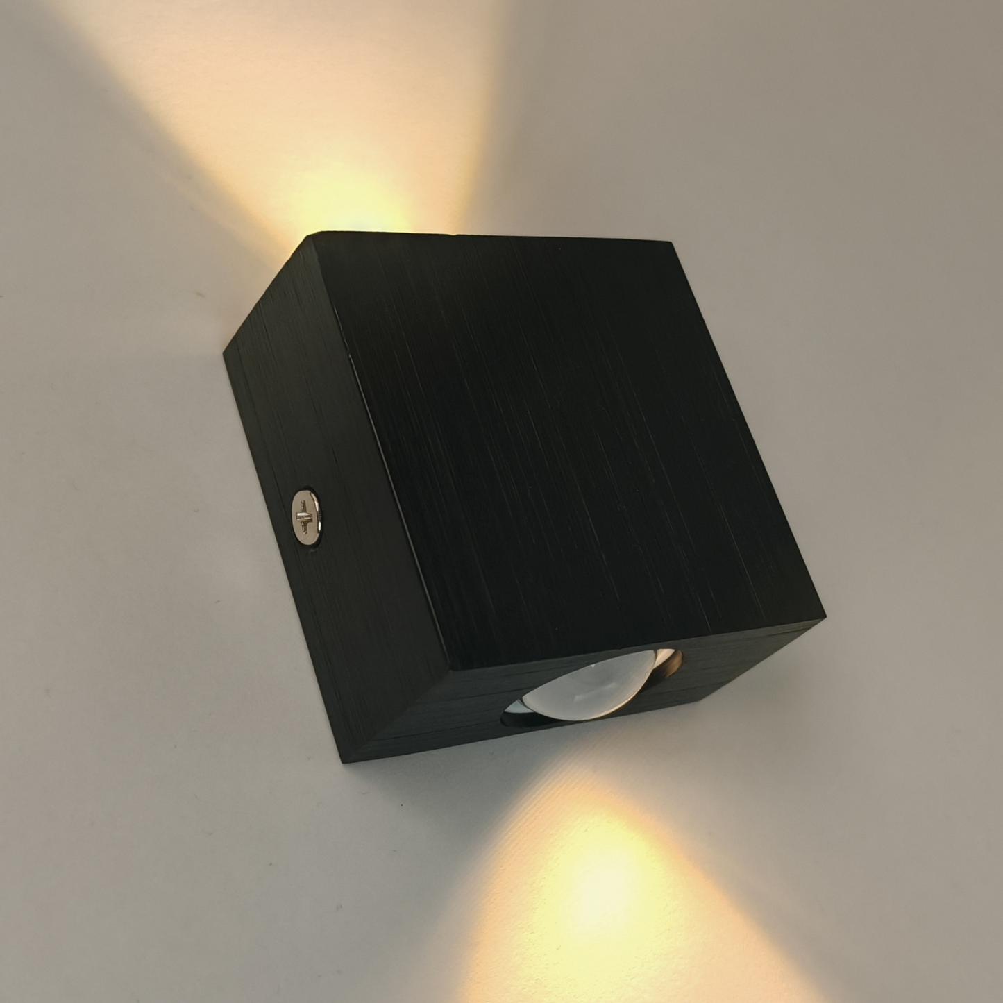 Modern Black LED Wall Light 2 Heads 4W Warm Light Metal Wall Mounted Sconce