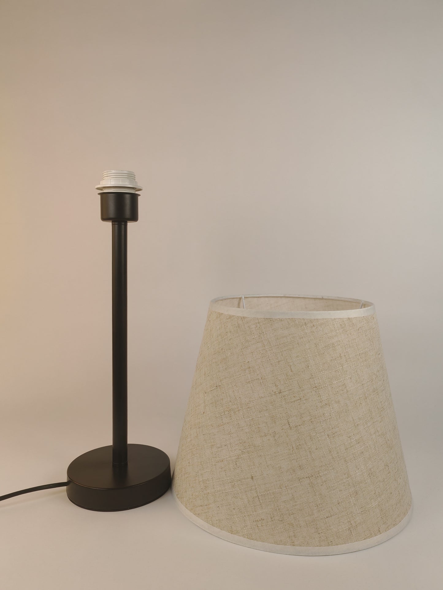 Modern Black Table Lamp E27 Metal Bedside Lamp Decorative Lighting