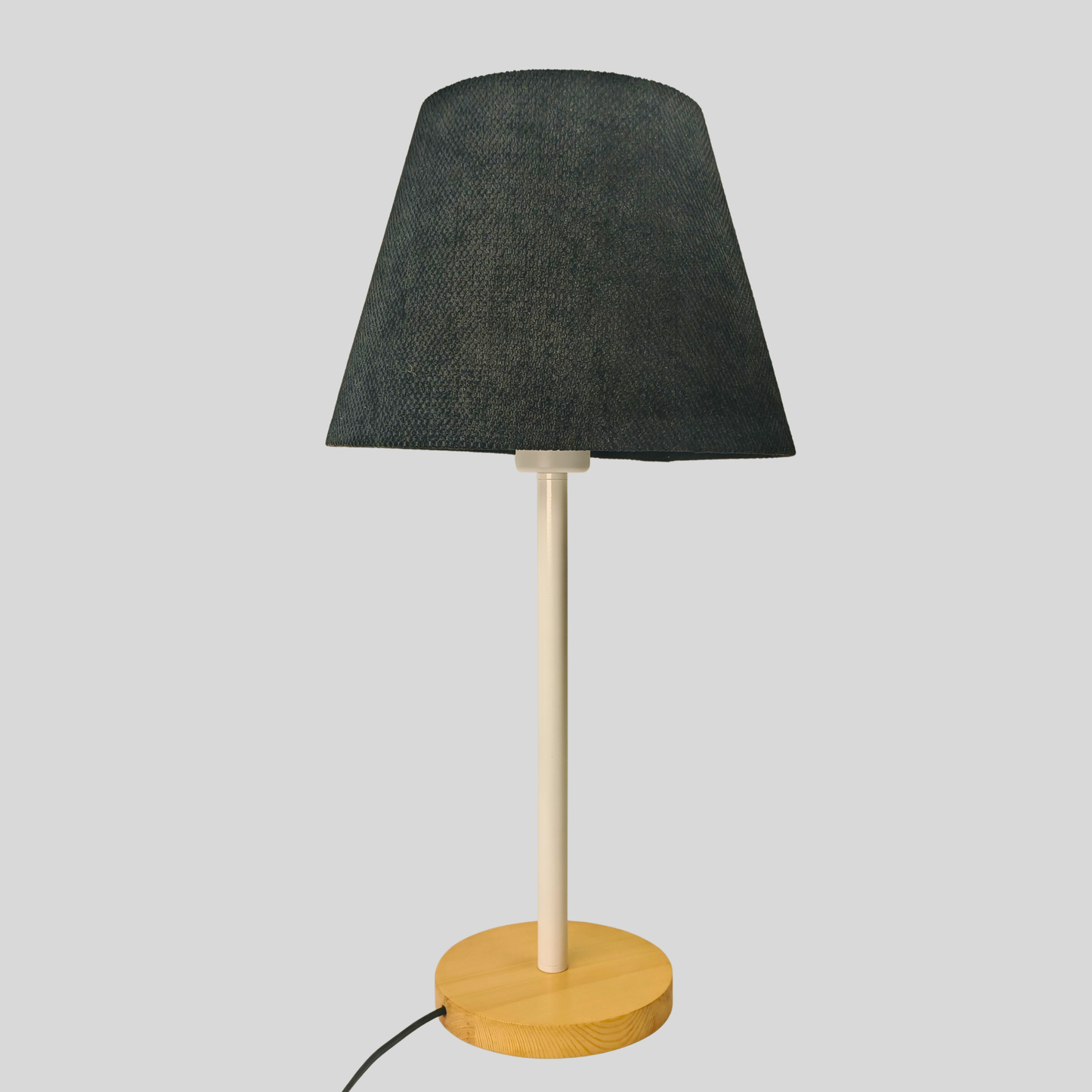 Modern White Table Lamp with Black Shade – Stylish Bedside & Desk Lighting E27