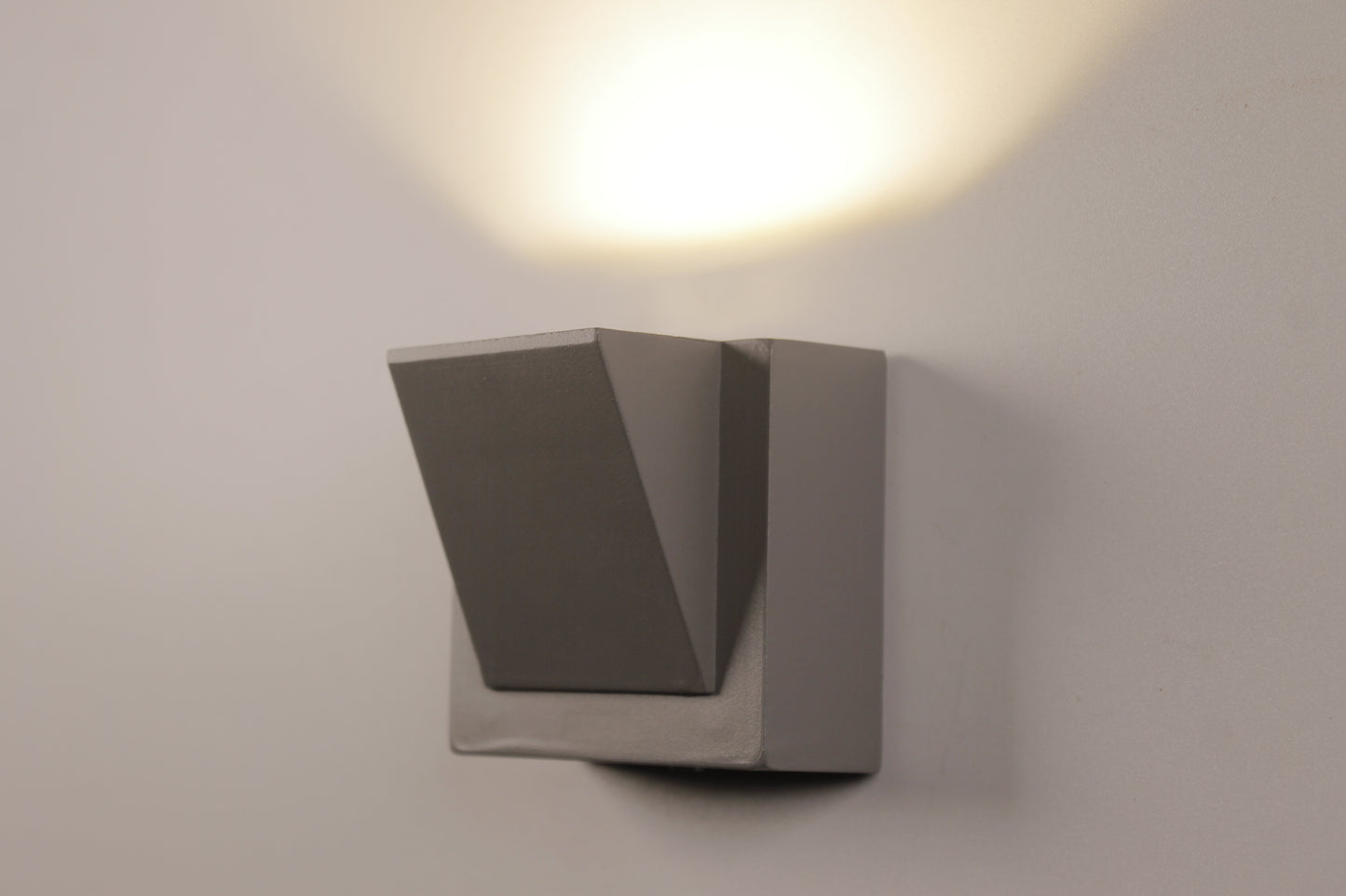Modern Grey LED Wall Light 3W – Warm White 3000K Minimalist Indoor Wall Sconce