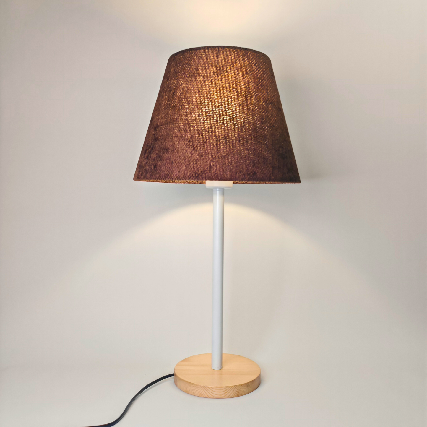 Modern White Table Lamp with Wooden Base and Coffee Shade – Elegant Bedside & Desk Lighting E27