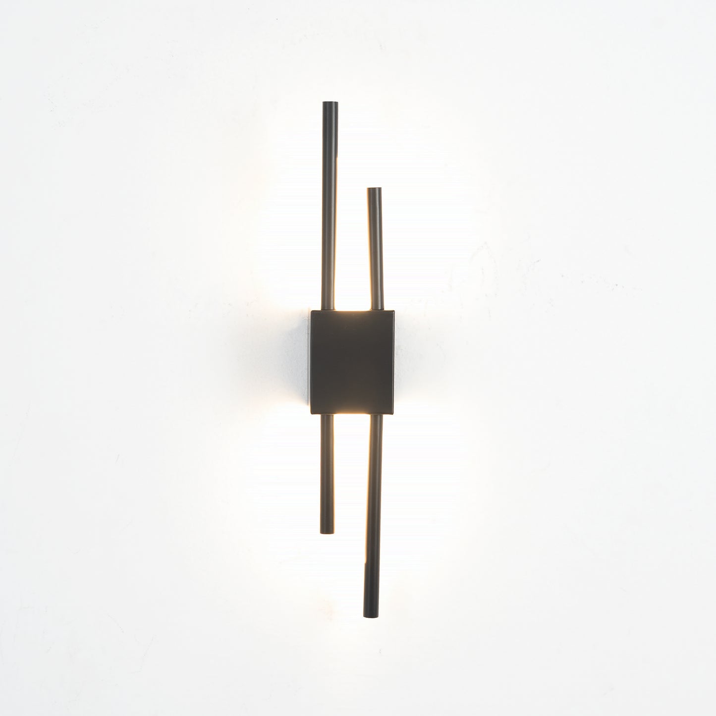 Modern LED Wall Light – Stylish Indoor Wall Sconce 3000K Warm Light