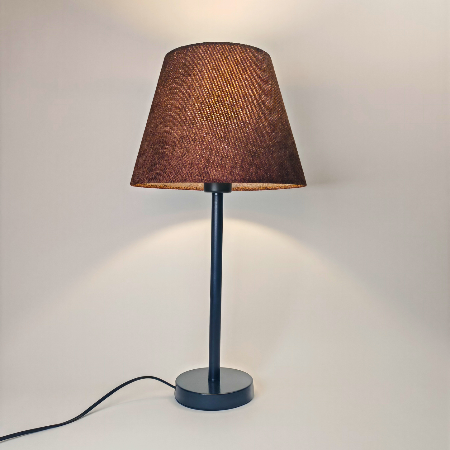 Modern Black Table Lamp with Coffee Shade – Elegant Bedside & Desk Lighting E27
