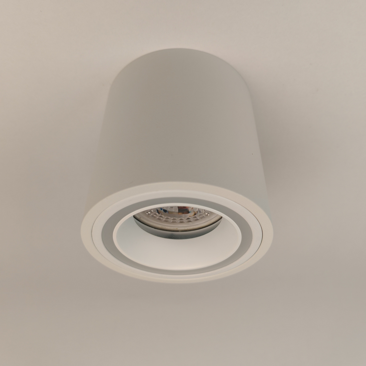 Modern White Cylinder Spot Light MR16 Anti-Glare Ceiling Mounted