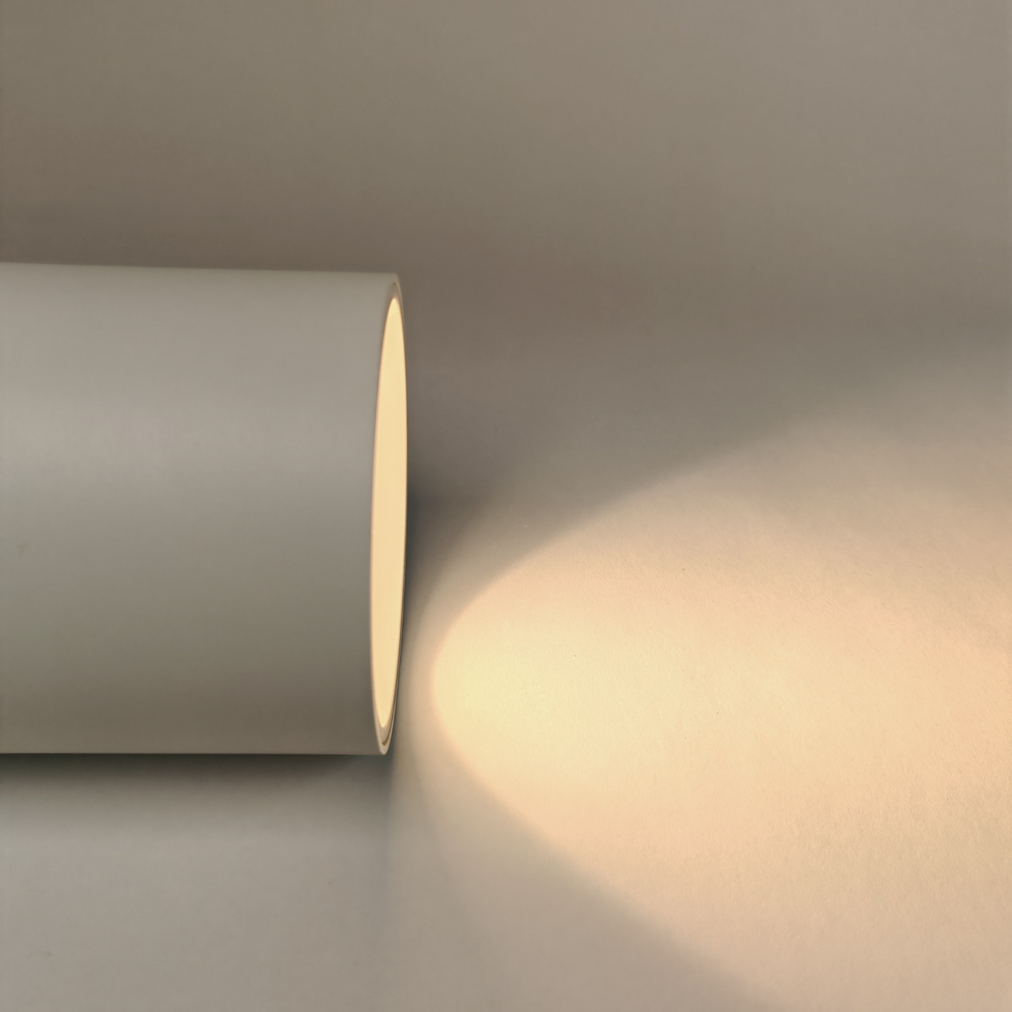 Modern White Cylinder Ceiling Light 24W Warm White 3000K LED Surface Mounted Spot Light